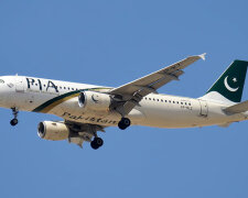 Крушение самолета в Пакистане. Фото: Фергана
