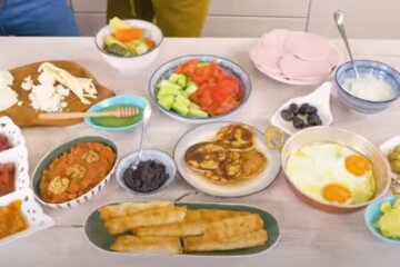 Медики перечислили вредные продукты на завтрак. Фото: скриншот YouTube-видео