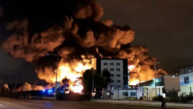 Европа в панике: из-за ЧП на химзаводе во Франции - началась эвакуация в 13 городах - что происходит
