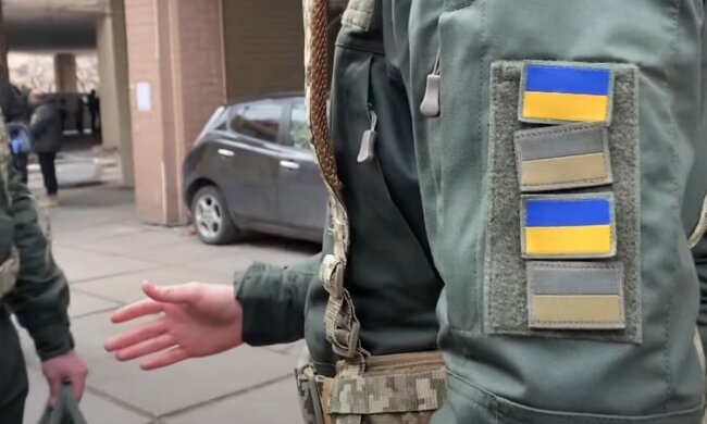 Українські захисники. Фото: YouTube, скрін