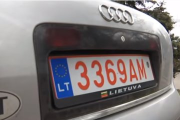 После карантина  "еробляхеров" ждут скидки на растаможку. Фото: скриншот Youtube