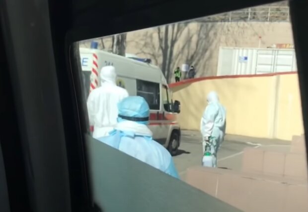 В больнице под Львовом случилось ЧП. Фото: скриншот Youtube-видео