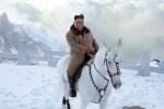 Ким Чен Ын пошел по стопам Путина: только он, конь и снег - фото взорвало сеть