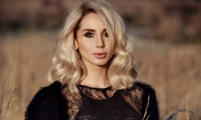 Светлана Лобода срочно забрала маму и уехала в аэропорт: что случилось