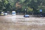 Улицы превратились в реки, а в домах вырубило свет: последствия непогоды в Киеве