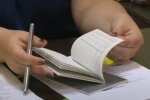 Трудовые книжки. Фото: Факты, скрин