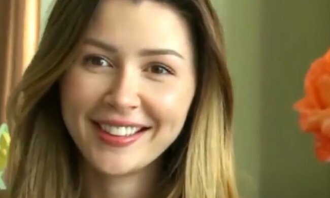 Анна Заворотнюк. Фото: скриншот Youtube