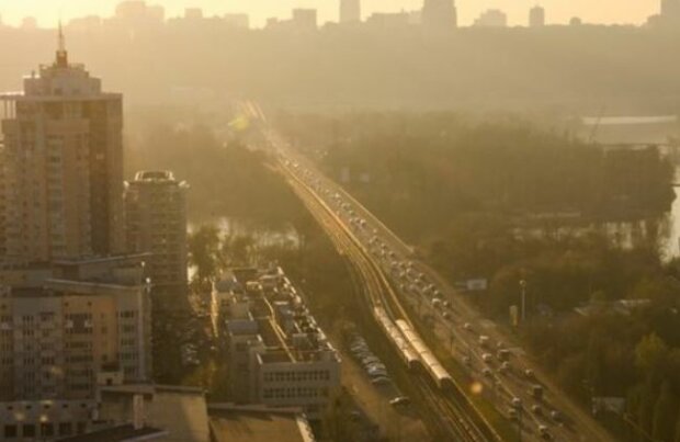 Переплюнул самые грязные города: Киев "прославился" на весь мир, подробности