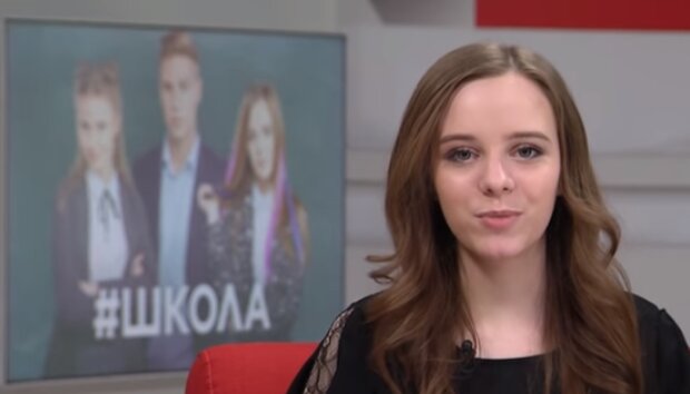 Звезда "Школы" Ира Кудашова заворожила поклонников томным взглядом. Фото: скриншот YouTube