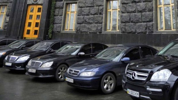 Минэкономики объявило подозрительный тендер на аренду авто. Фото из открытых источников