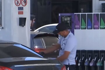 АЗС. Фото: скриншот YouTube-видео