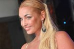 Моя любимая: голая Волочкова забралась в баню и показала свой веник. А кто же снимает?
