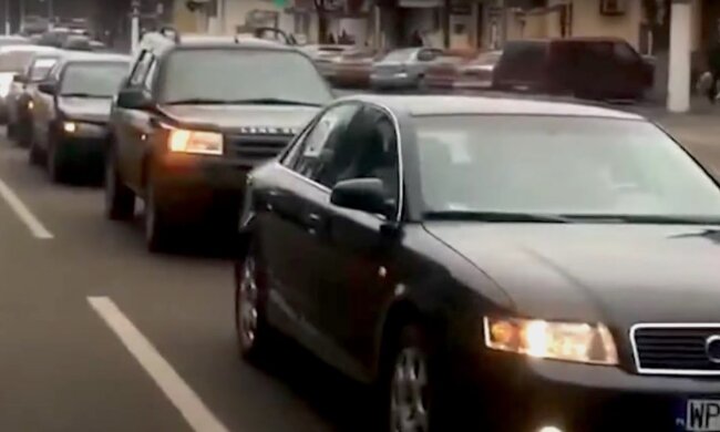 Півтисячі гривень штраф і заберуть права на півроку: нарешті водіїв-егоїстів покарають