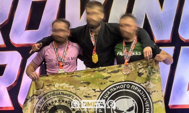Спорт на передовой несгибаемости: как спецназовцы "Омеги" борются за победы на футбольных полянах и борцовских татами