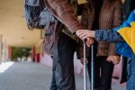 Украинцы в Европе получают деньги за добровольное возвращение домой