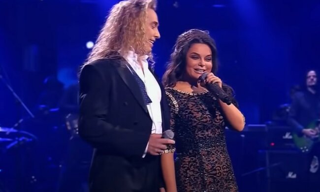 Тарзан и Королева. Фото: скриншот Youtube