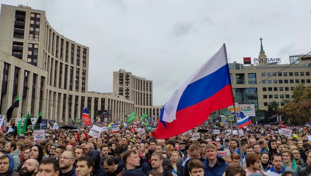 Протесты в России, фото - Википедия