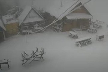 На западе Украины - снег. Фото: youtube