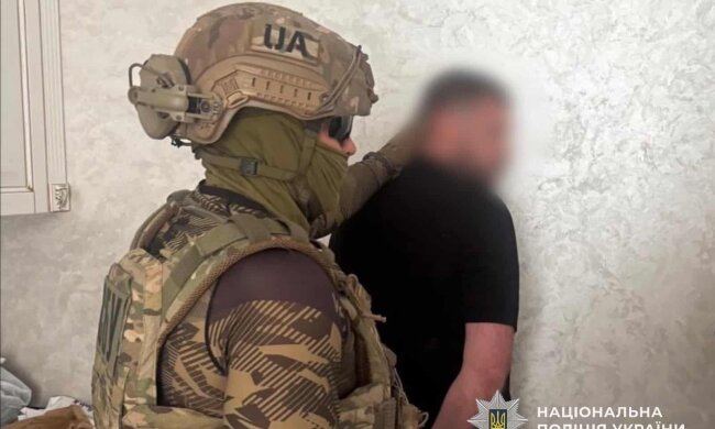 Поліція затримує мера одного з міст Одещини за отримання хабара