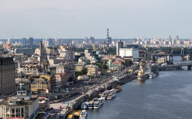 Жители столицы уже скучают по солнцу: в Киеве опять будет холодина 15 июля