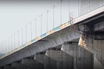 В Украине проверили мосты. Фото: YouTube, скрин