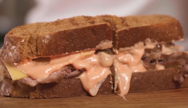 Сэндвич. Фото: скриншот YouTube