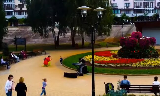 Парк.  Фото: скриншот YouTube-видео