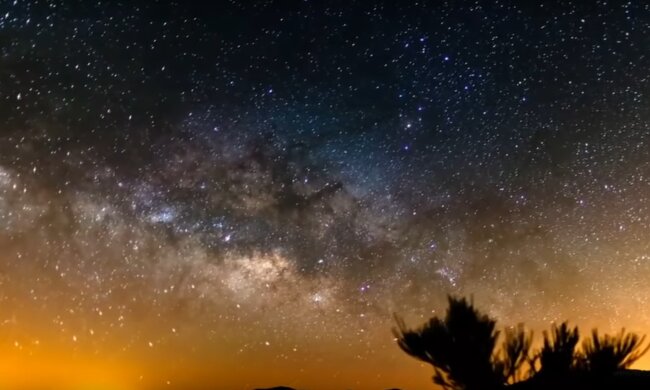 Зоряне небо. Фото: скріншот YouTube-відео