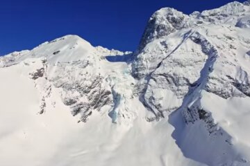 Украинские туристы чуть не погибли в национальном парке Польши. Фото: скриншот YouTube-видео