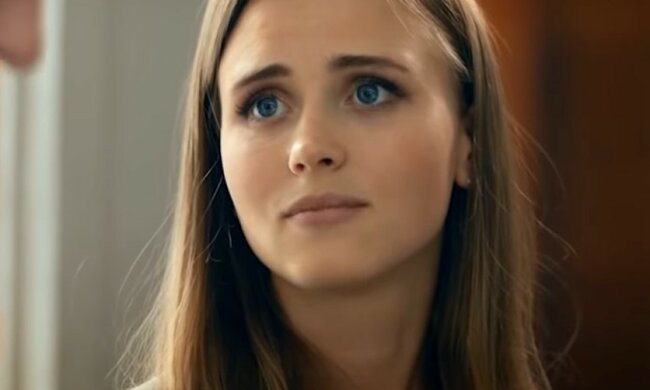 Анна Кошмал. Фото: скриншот YouTube