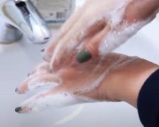 Мытье рук. Фото: скриншот YouTube