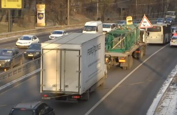 Автомобили. Фото: YouTube, скрин