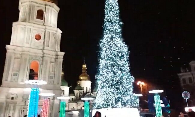 На главную елку в Киеве могут и не пустить: в полиции рассказали, как будут работать в праздники