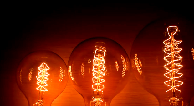 В Укренерго уточнили графіки відключення електрики на вівторок, 4 листопада. Фото: YouTube