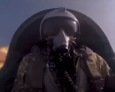 Пілот. Фото: скріншот YouTube-відео