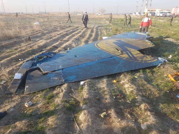 Обломки украинского самолета. Фото: isna.ir