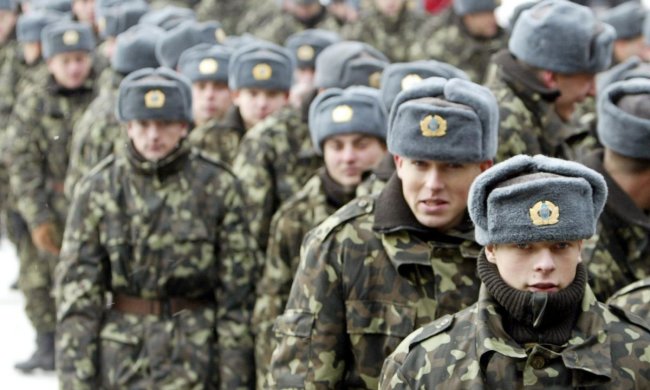 Нехватка пушечного мяса. Оккупанты заберут в свою армию тысячи крымчан