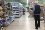 В Днепре популярный супермаркет влетел в скандал: "Очень гигиенично"