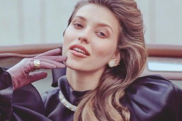 Хоть бы юбку надела: бесстыжая Тодоренко в тесном боди лишила поклонников сна (фото)