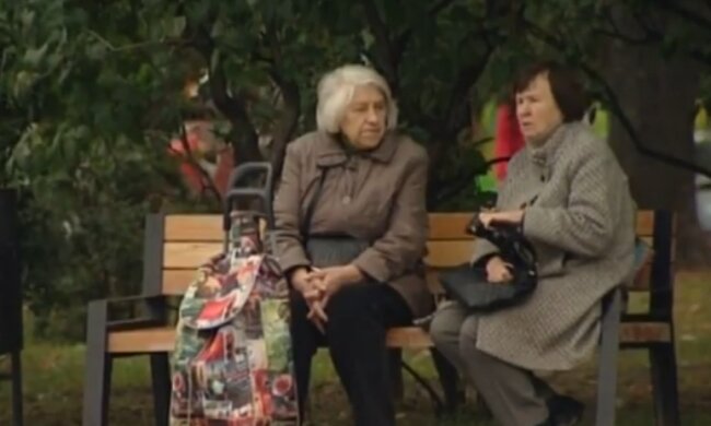 Все больше украинцев скатываются в нищету. Фото: скрин YouTube