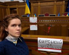 Безугла заблокувала трибуну в Раді та влаштувала скандал із Тарутою та Тищенком