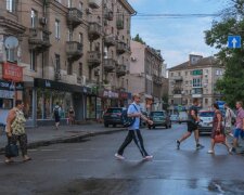 Лето устроит холодный душ жителям Днепра: погода на 11 августа