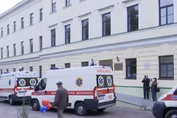 Днепр. Больница. Скорые. Фото: скриншот Youtube