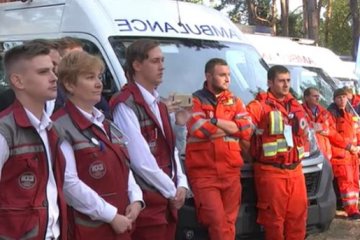 медики, скриншот YouTube