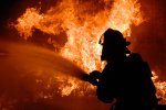 Небоскреб национального масштаба охватило пламя: у жителей столицы паника, что происходит
