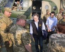 Волкер сразу после выборов срочно летит в Украину