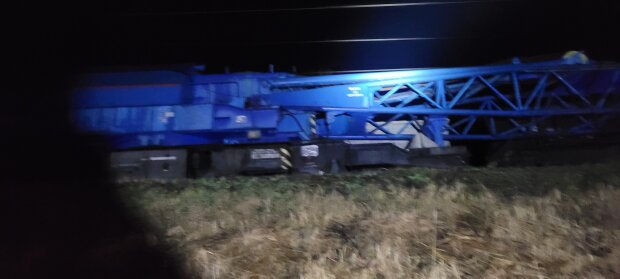 Масштабное ЧП на Укрзализныце: на Житомирщине сошел с рельсов товарный, много поездов опаздывают