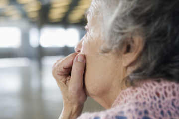 Пенсионерам отменяют инвалидность и требуют вернуть пенсию ПФУ за все время