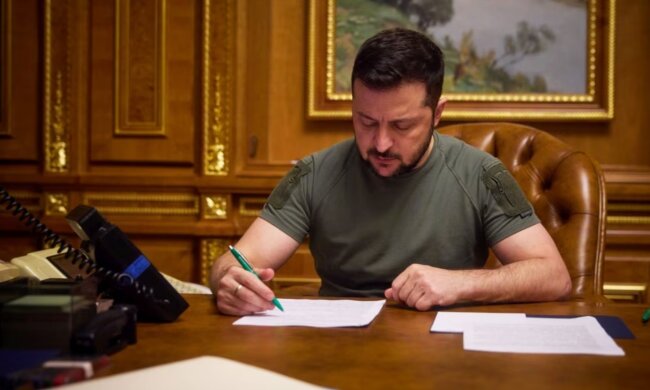 Президент Зеленский, подписание закона, мобилизация, подготовка к нацсопротивлению. Фото: Telegram