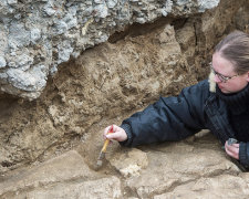В Чернигове археологи откопали останки ребенка, который жил в Киевской Руси. Фото